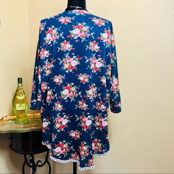 Mauve Floral Open Front Cardigan - Picture 2 of 6